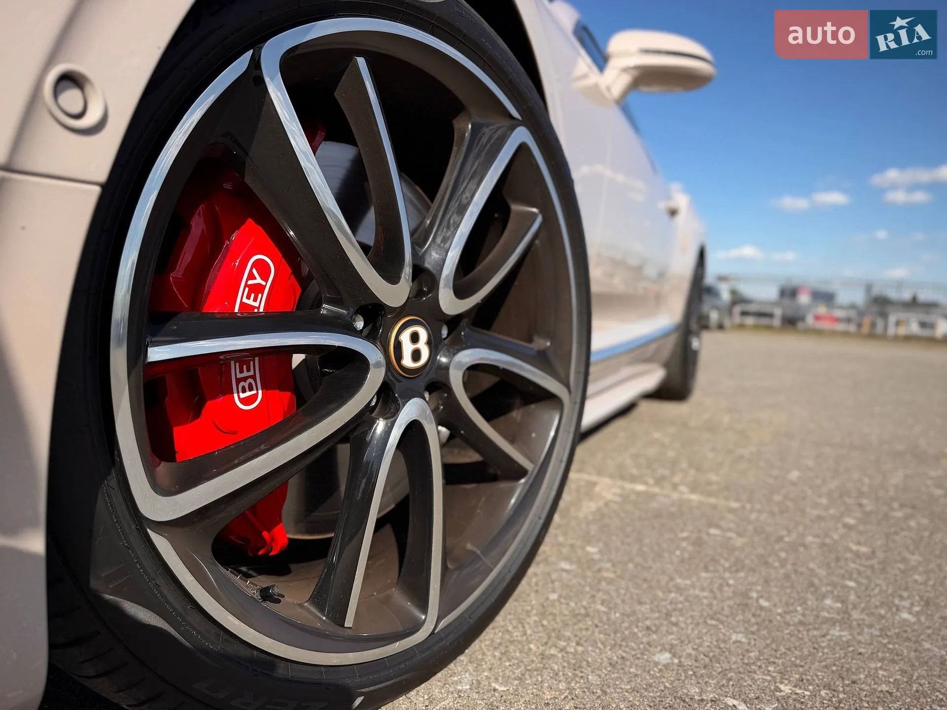 2019 Bentley Continental - мініатюра 10