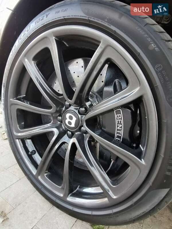 Купе Bentley Continental 2010 в Києві
