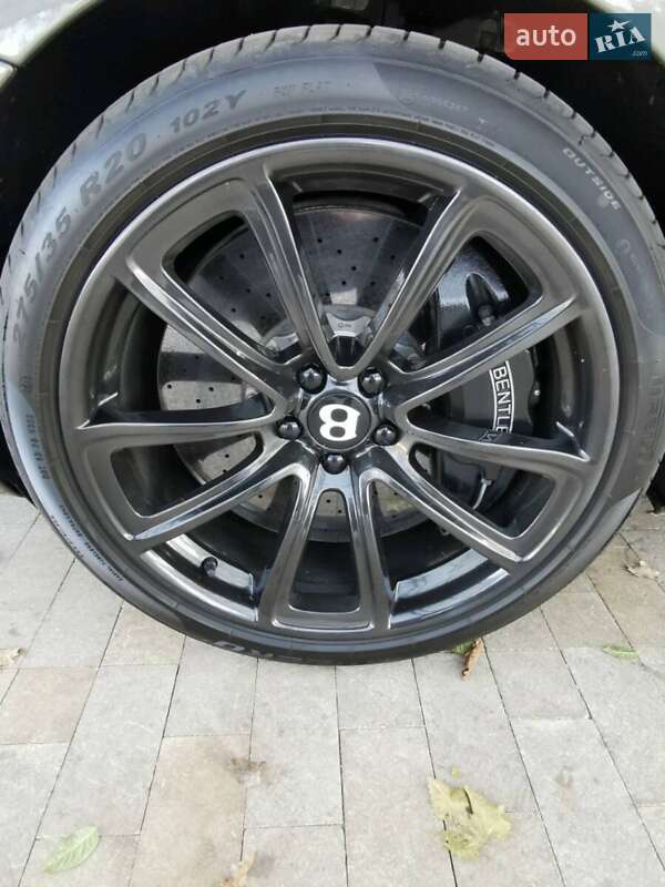 Купе Bentley Continental 2010 в Києві