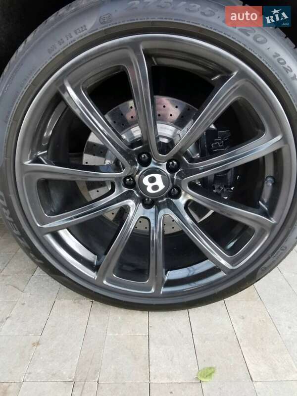Купе Bentley Continental 2010 в Києві