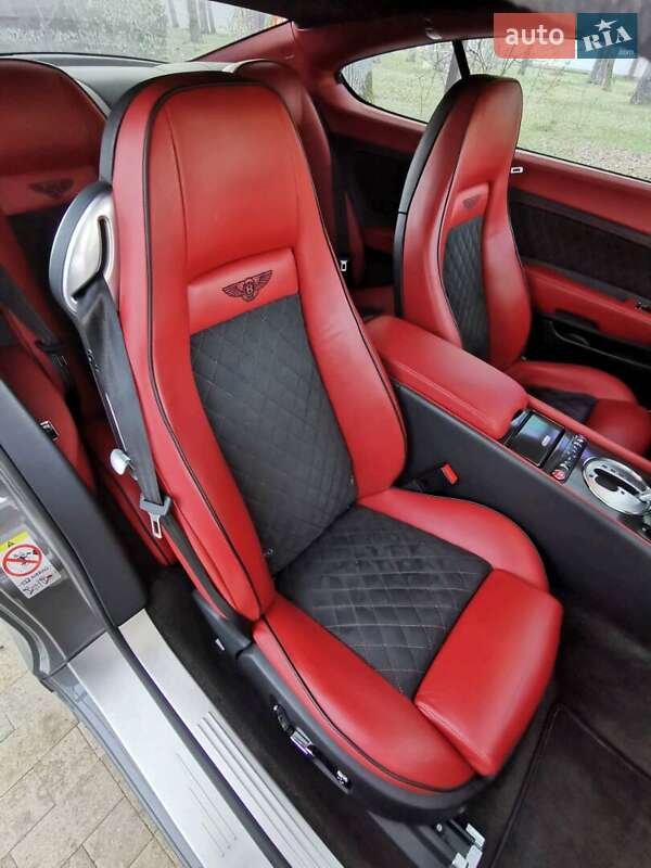 Купе Bentley Continental 2010 в Києві