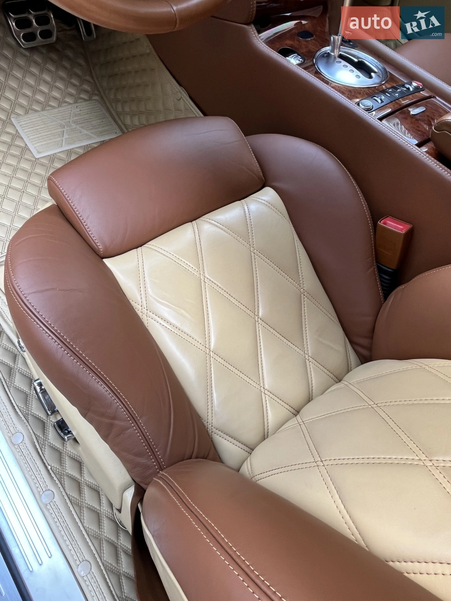 Bentley Continental 2005 VIN SCBCE63W75C030350 фото оголошення 36 з 54