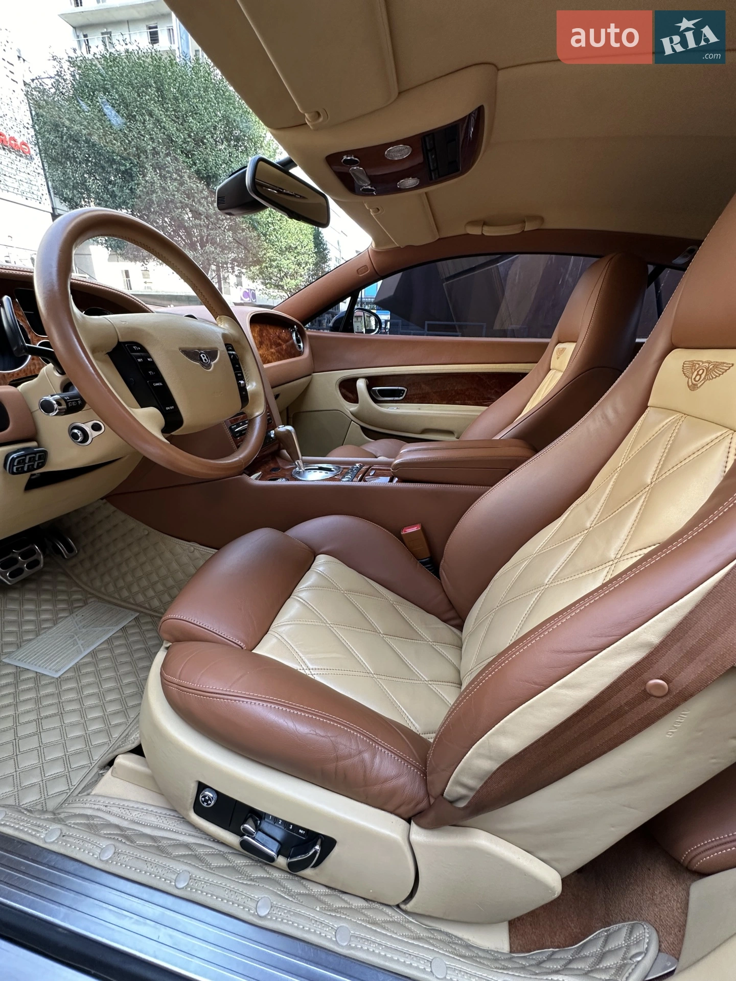 Bentley Continental 2005 VIN SCBCE63W75C030350 фото оголошення 33 з 54
