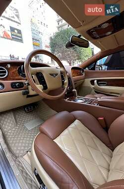 Купе Bentley Continental 2005 в 