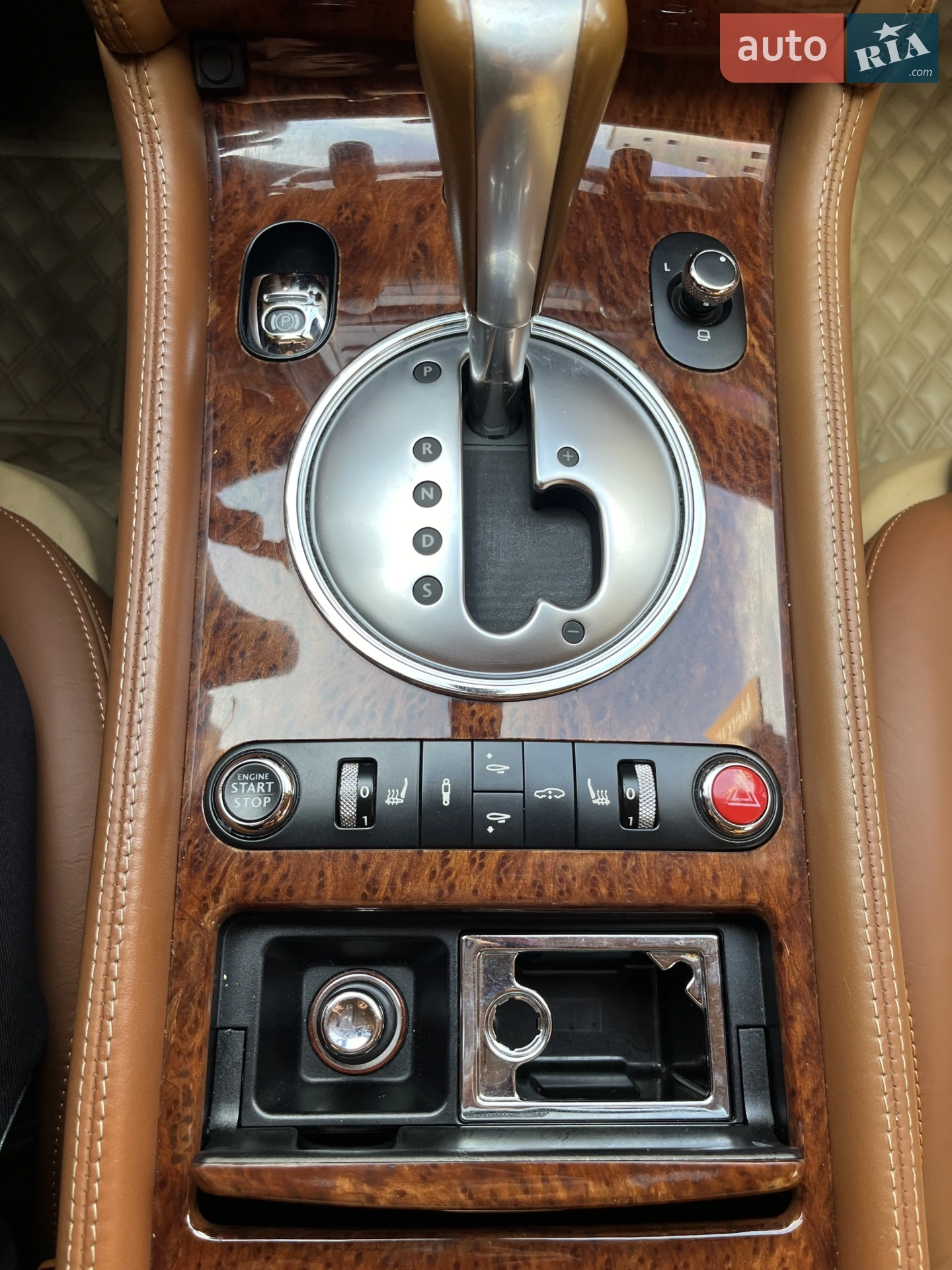 Bentley Continental 2005 VIN SCBCE63W75C030350 фото оголошення 48 з 54