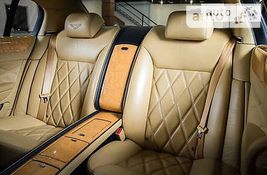 Седан Bentley Flying Spur 2006 в Житомире