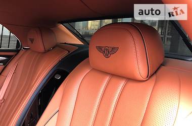 Седан Bentley Flying Spur 2014 в Киеве