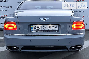 Седан Bentley Flying Spur 2013 в Киеве