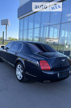 Седан Bentley Flying Spur 2005 в Киеве