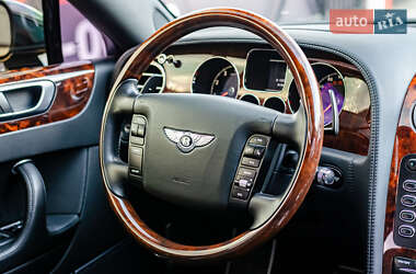 Седан Bentley Flying Spur 2007 в Киеве
