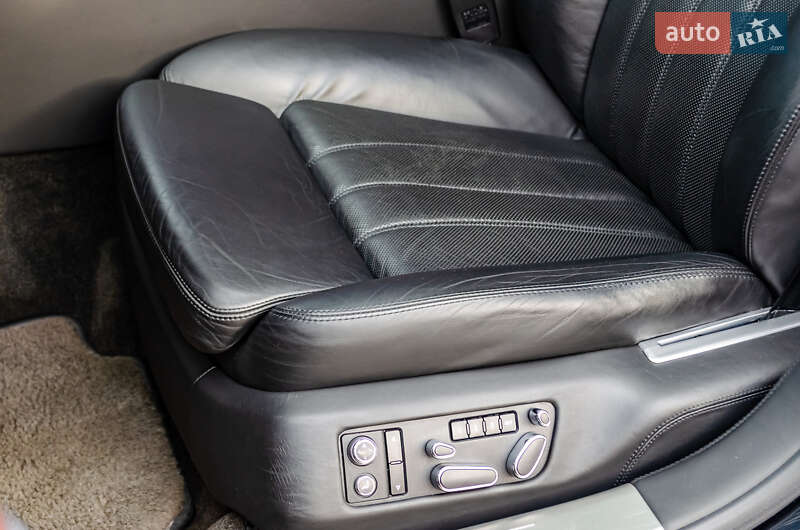 Седан Bentley Flying Spur 2007 в Киеве
