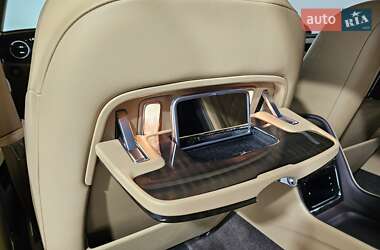 Седан Bentley Flying Spur 2017 в 