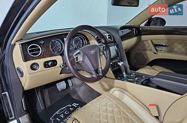 Седан Bentley Flying Spur 2017 в 