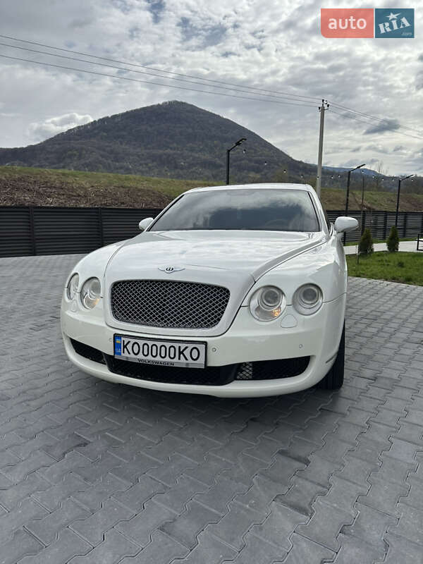Седан Bentley Flying Spur 2008 в Тячеві