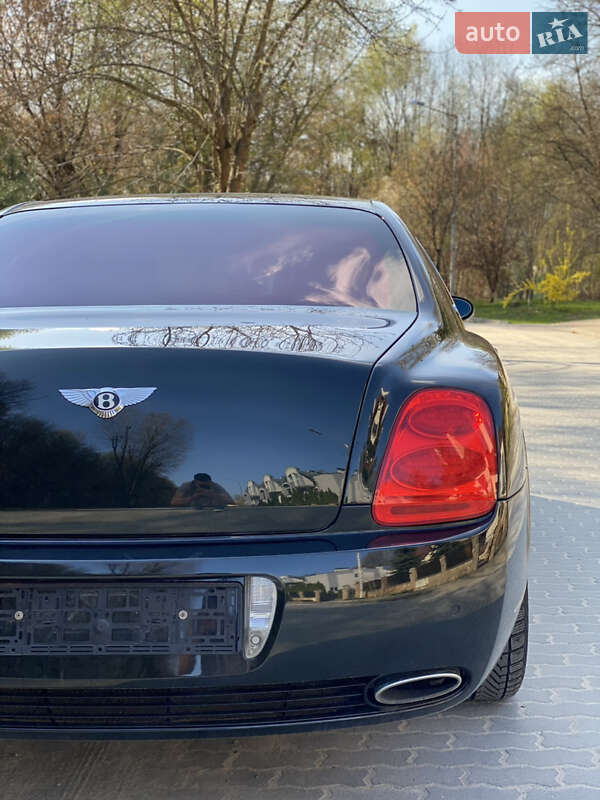 Купе Bentley Flying Spur 2007 в Львове фото 7 Купе Bentley Flying Spur 2007 в Львове