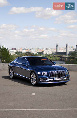 Седан Bentley Flying Spur 2020 в 