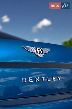 Седан Bentley Flying Spur 2020 в 