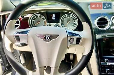 Седан Bentley Flying Spur 2013 в 