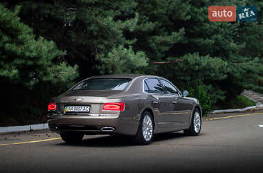Седан Bentley Flying Spur 2013 в 