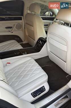 Седан Bentley Flying Spur 2013 в 