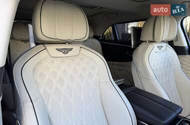 Седан Bentley Flying Spur 2020 в 