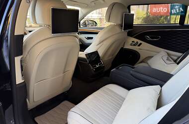 Седан Bentley Flying Spur 2020 в 