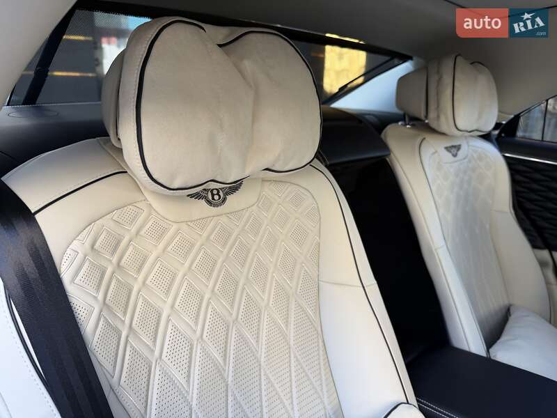 Седан Bentley Flying Spur 2020 в Киеве