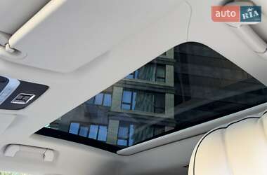 Седан Bentley Flying Spur 2020 в 