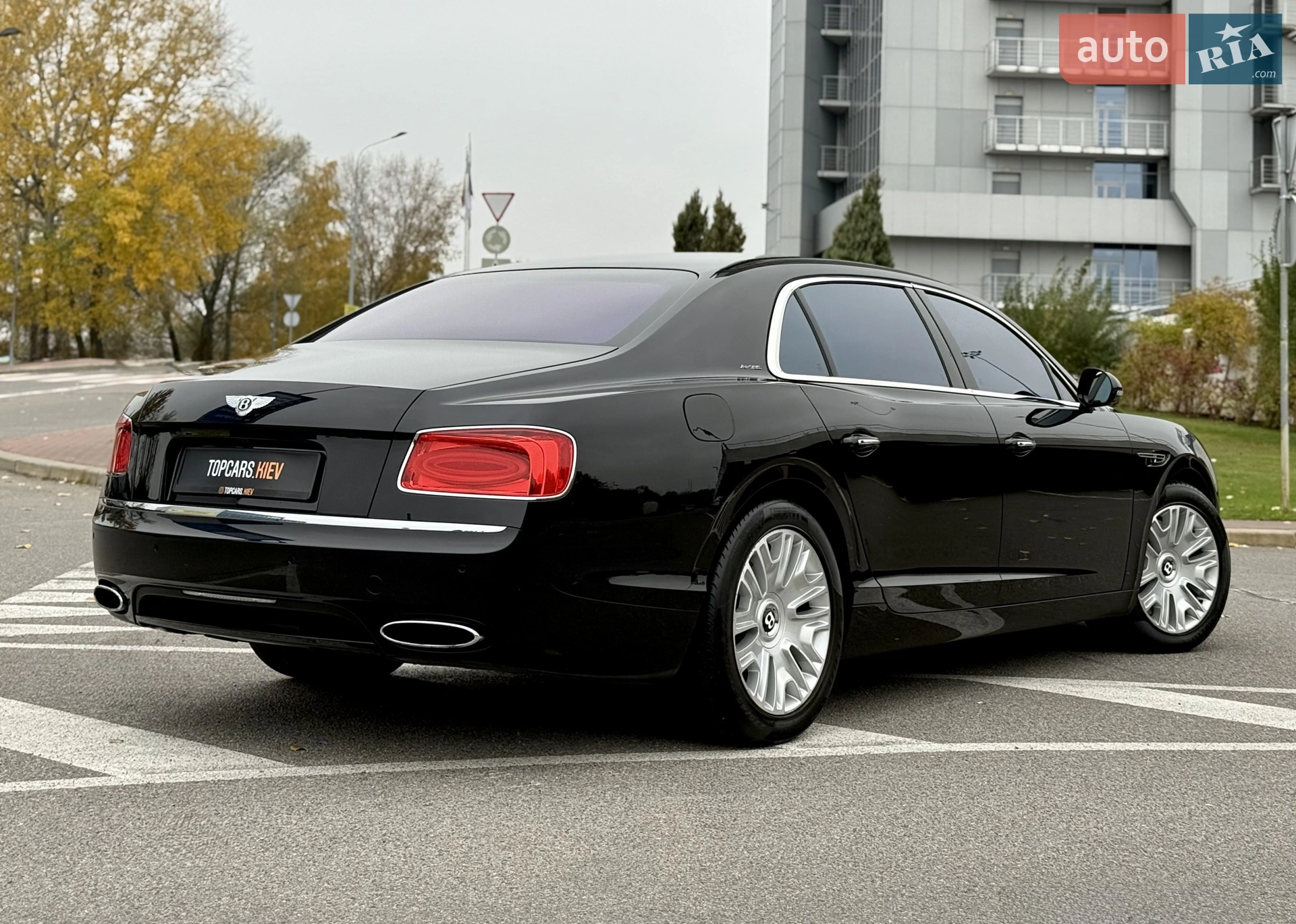 2013 Bentley Flying Spur - мініатюра 20