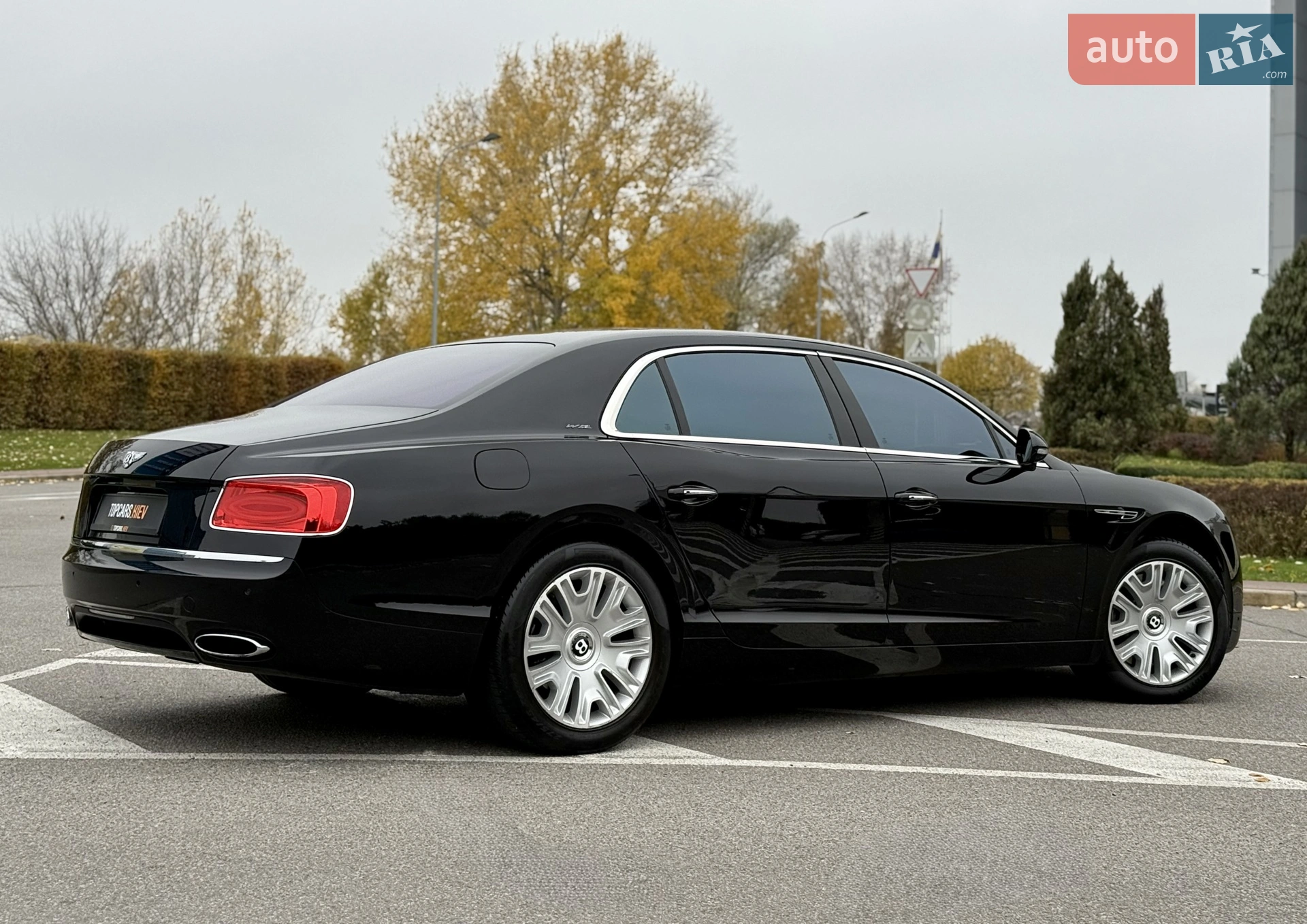 2013 Bentley Flying Spur - мініатюра 22