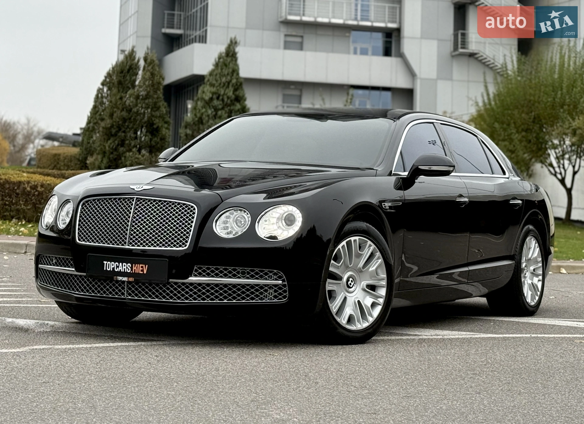2013 Bentley Flying Spur - мініатюра 35