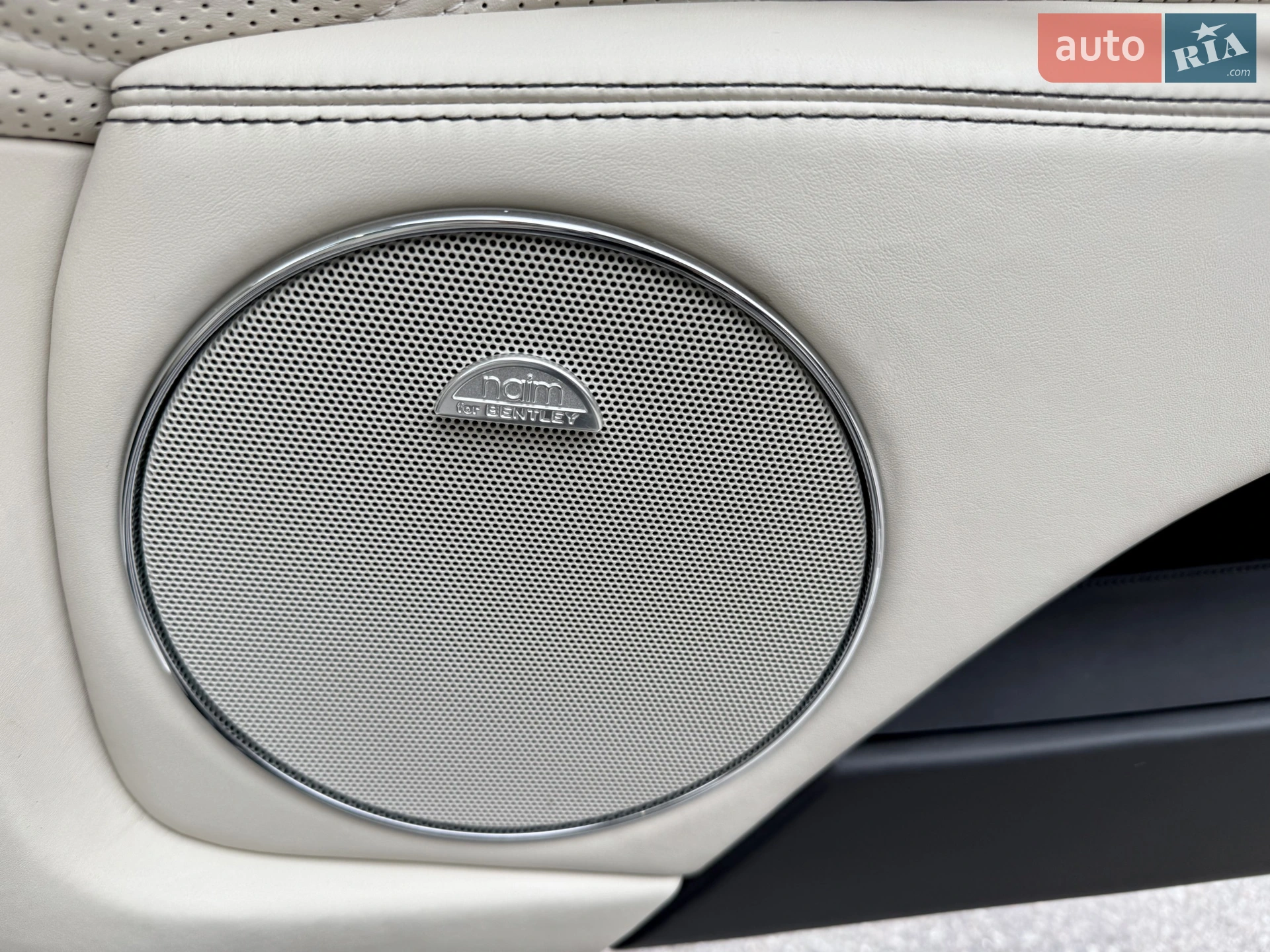 2013 Bentley Flying Spur - мініатюра 39