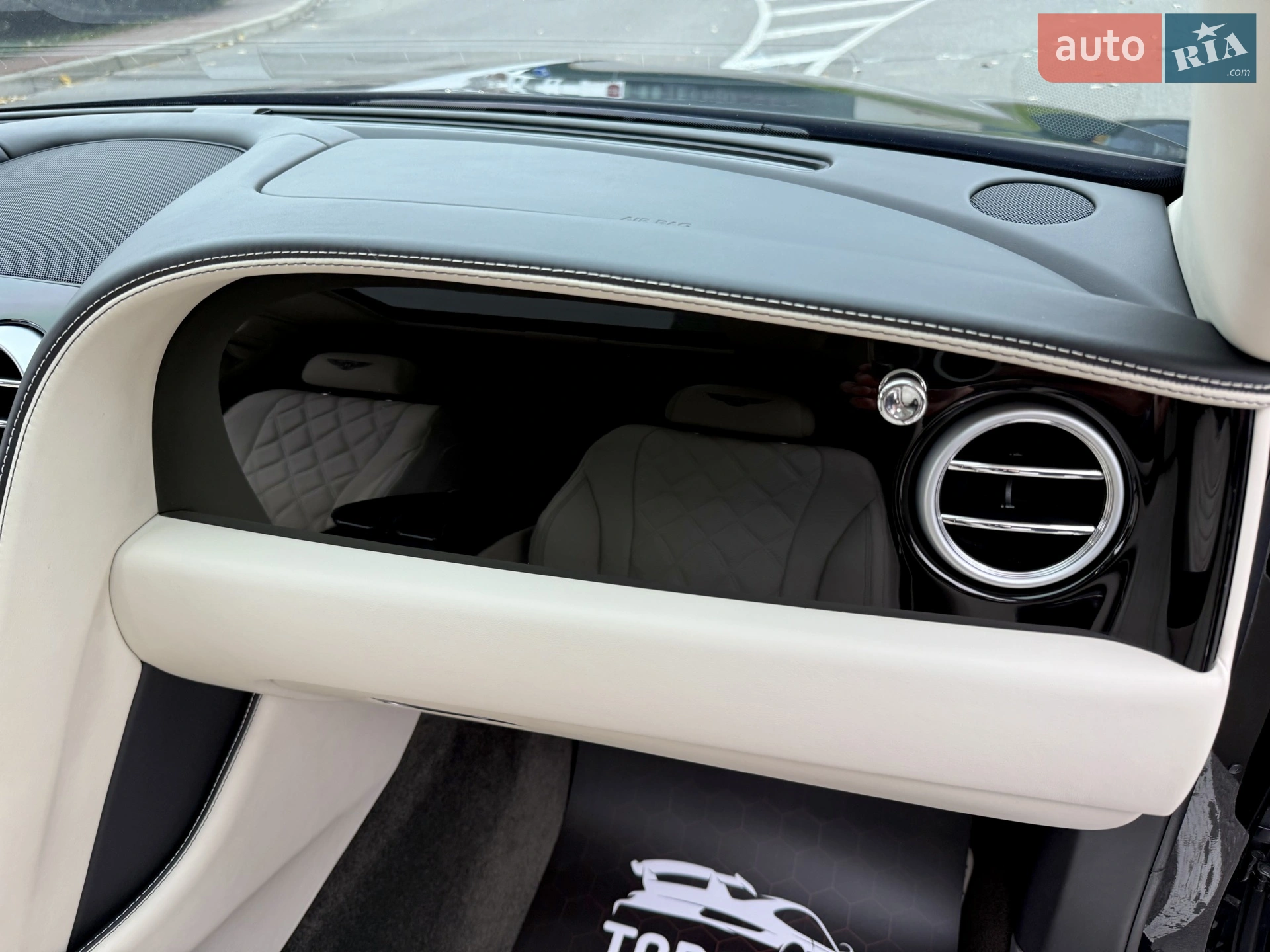 2013 Bentley Flying Spur - мініатюра 49