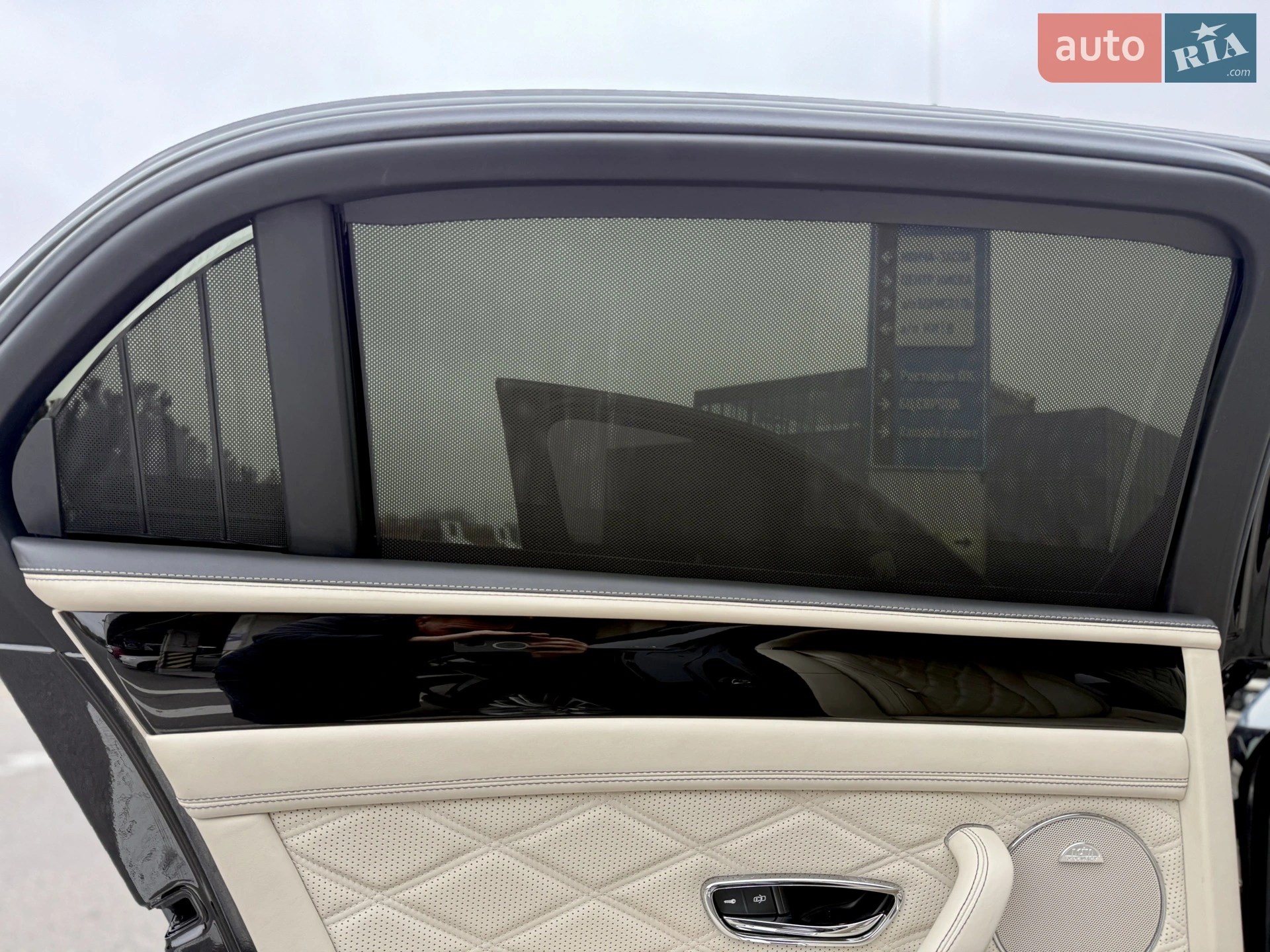 2013 Bentley Flying Spur - мініатюра 63