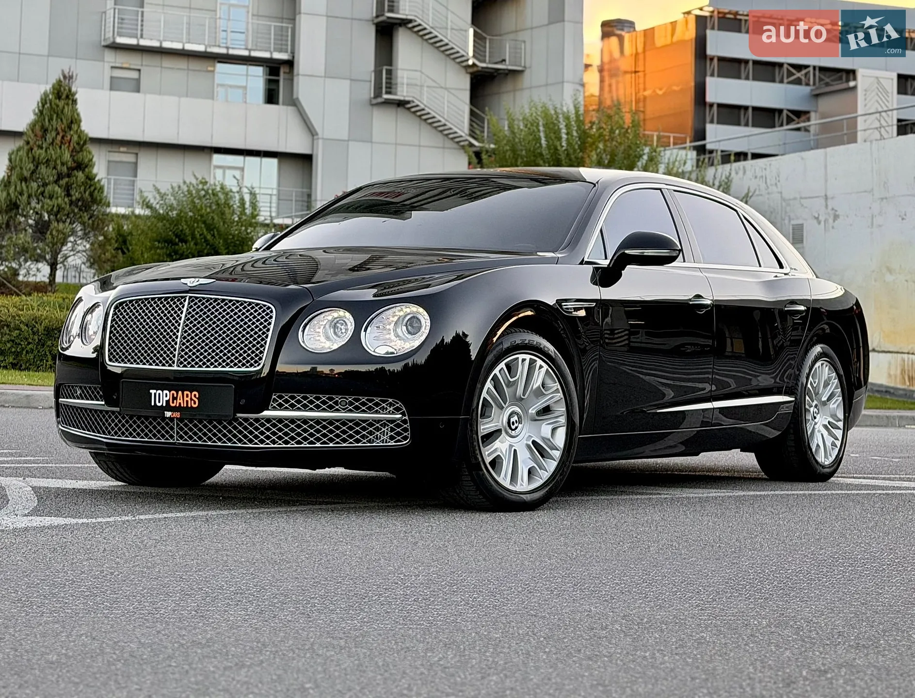 2013 Bentley Flying Spur - мініатюра 5