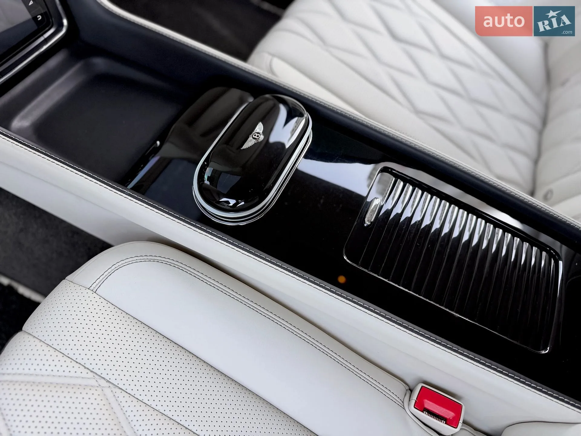 2013 Bentley Flying Spur - мініатюра 58