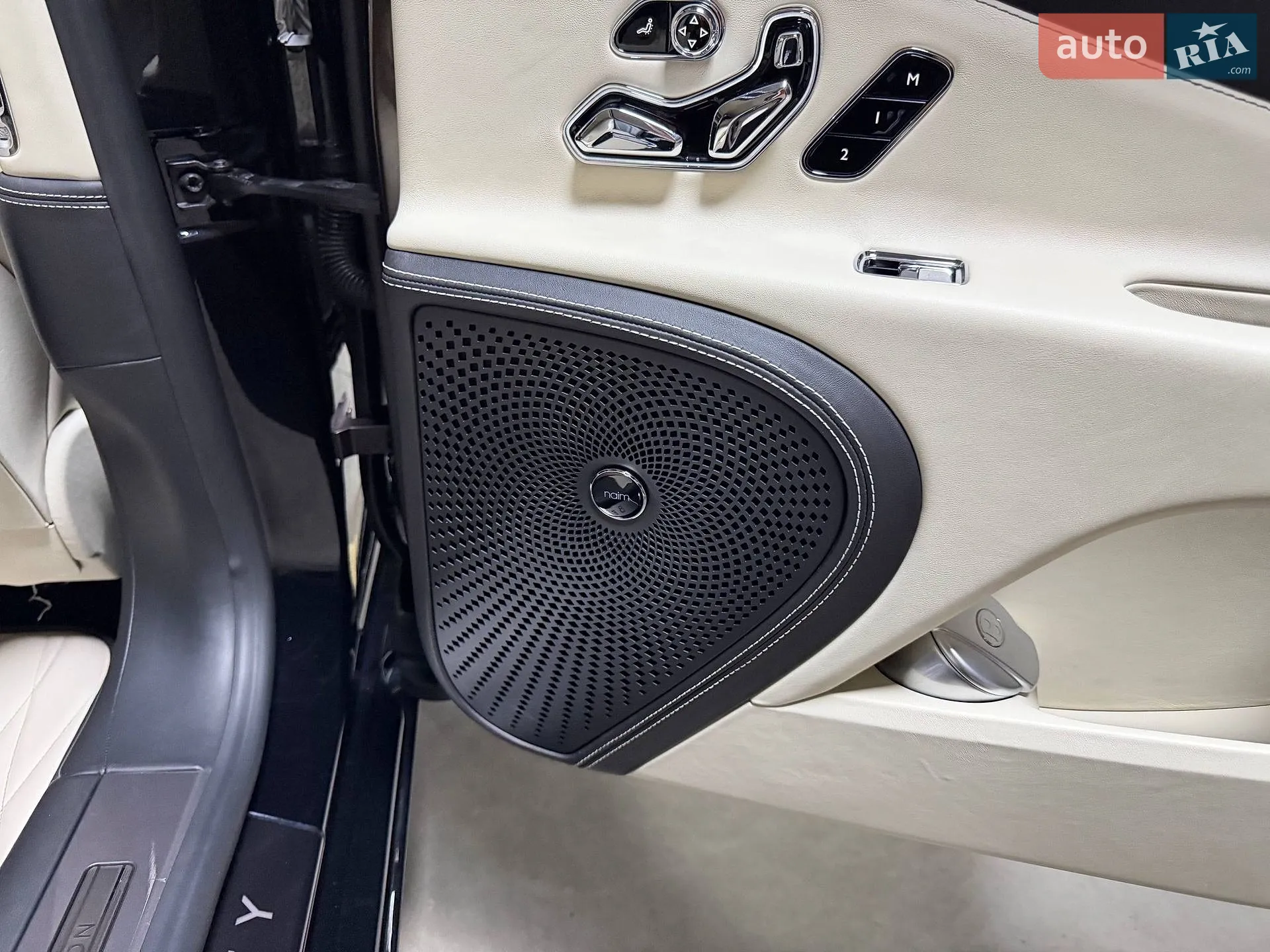 2020 Bentley Flying Spur - мініатюра 79