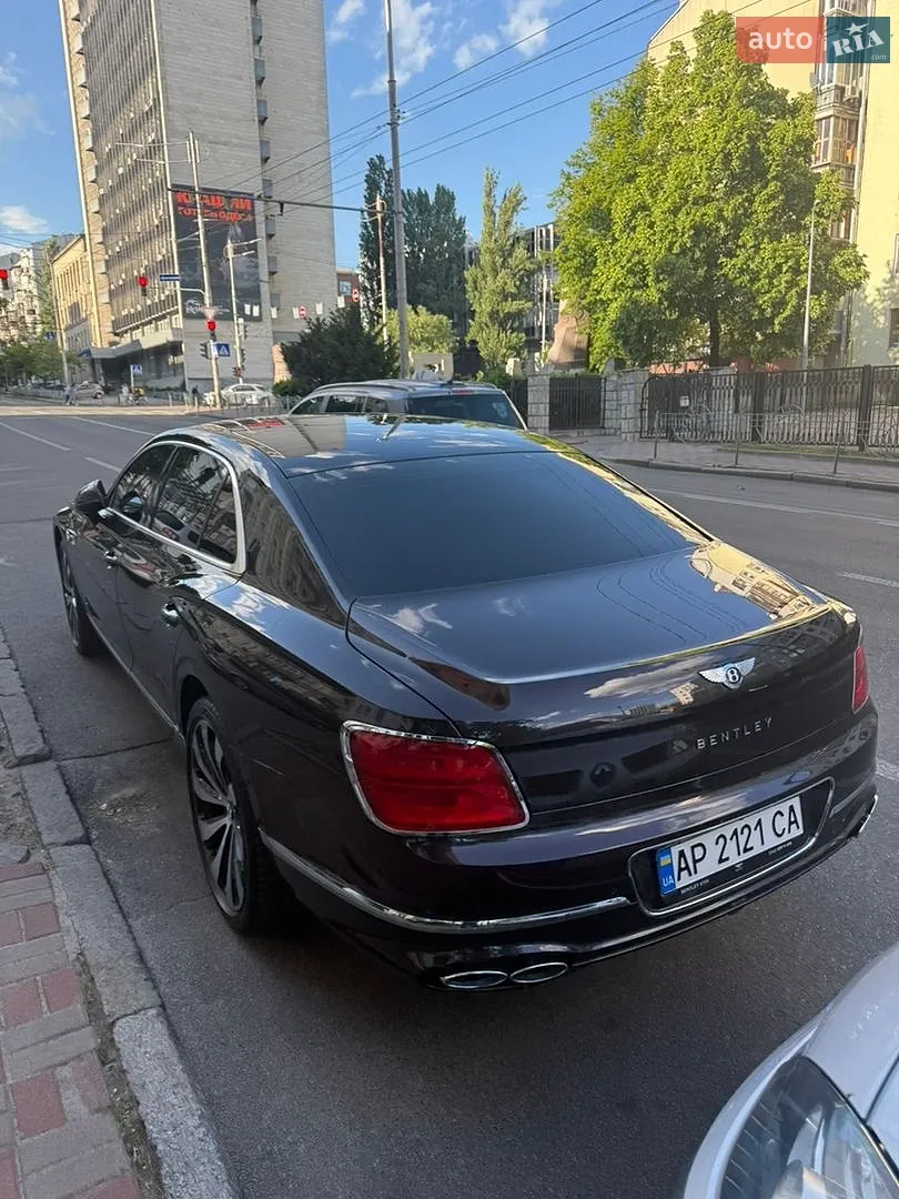 2021 Bentley Flying Spur - мініатюра 70