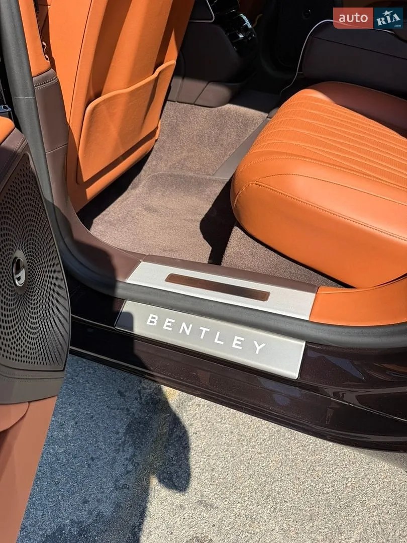 2021 Bentley Flying Spur - мініатюра 103