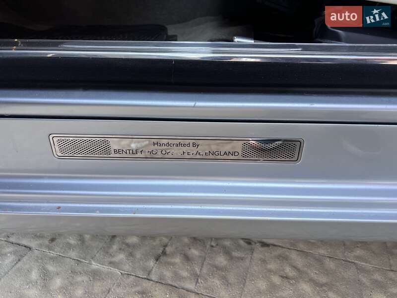 Седан Bentley Mulsanne 2010 в Львове