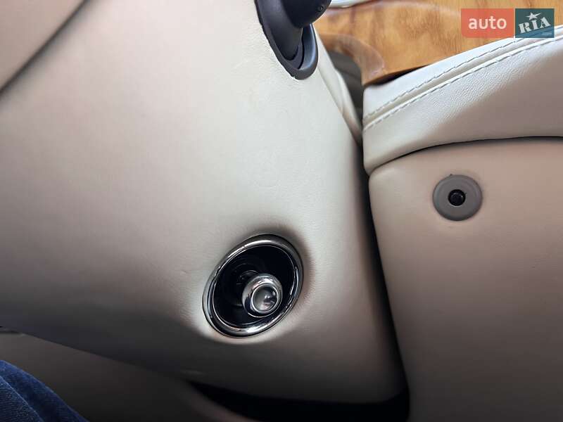 Седан Bentley Mulsanne 2010 в Львове