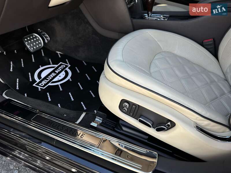 Седан Bentley Mulsanne 2015 в Киеве фото 34 Седан Bentley Mulsanne 2015 в Киеве