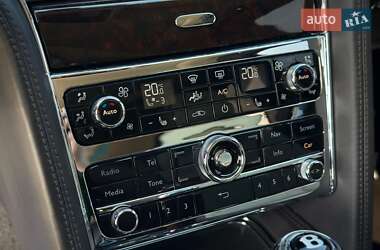 Седан Bentley Mulsanne 2015 в 