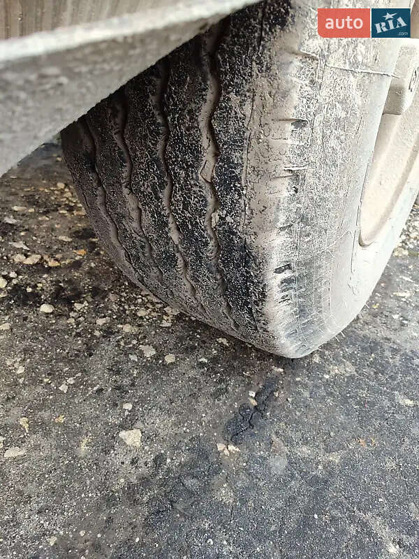 Зерновоз - напівпричіп Berger N31 2005 в Тернополі