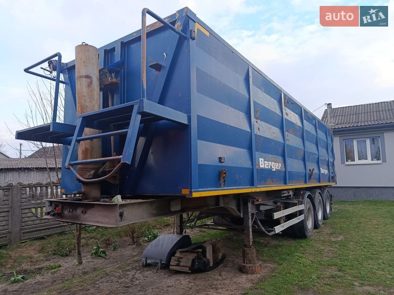 Зерновоз - полуприцеп Berger N31 2004 в Буске