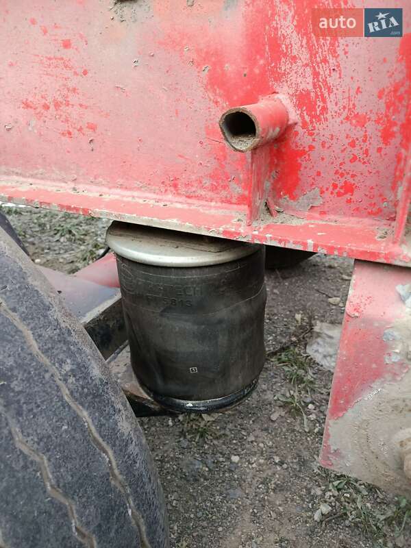 Контейнеровоз напівпричіп Berger N32 2004 в Первомайську