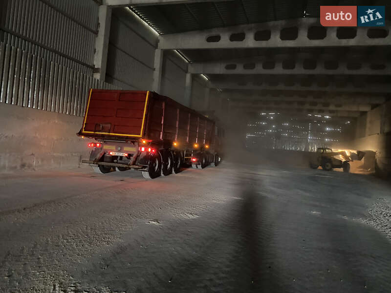 Самоскид напівпричіп Berger SAPL 2005 в Олександрівці