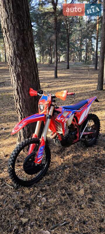 Мотоцикл Внедорожный (Enduro) Beta RR 4T 2022 в Харькове