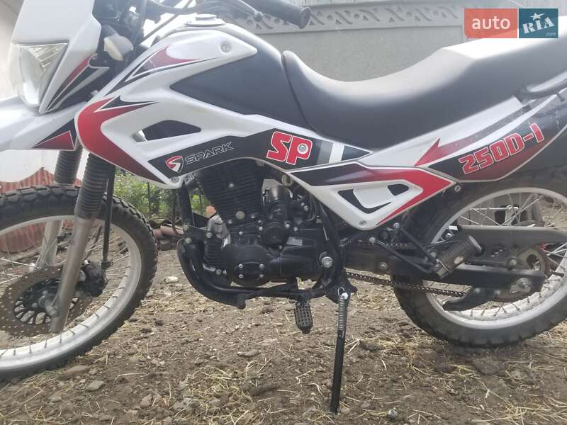 Мотоцикл Спорт-туризм Birel CR 2021 в Кельменцах