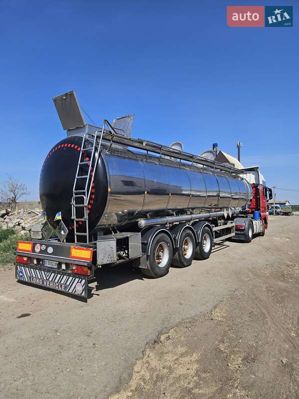 Цистерна Blomenroehr AW 2000 в Харькове